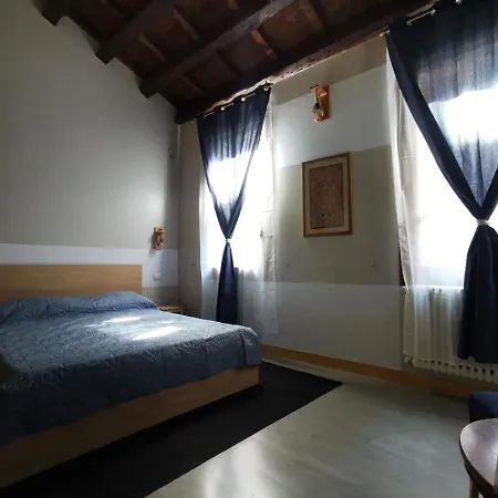 Venice Dose Suite-3